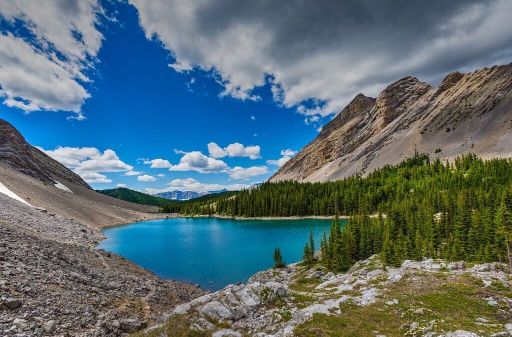 PickleJar Lakes in Elbow sheep provincial park