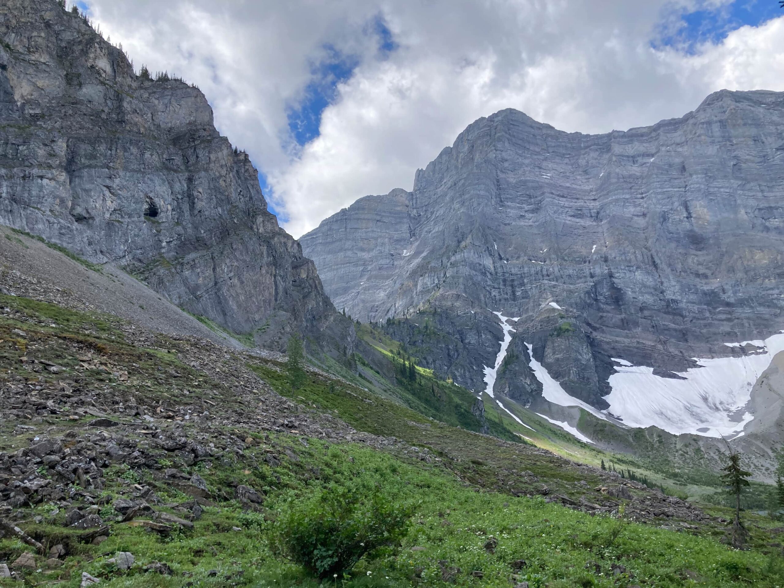 Private custom hiking trip across Banff, Kananaskis, Lake Louise and beyond
