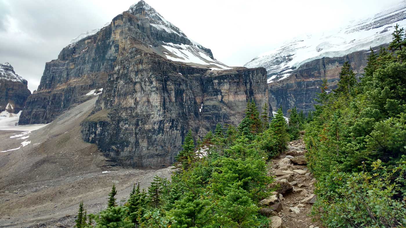 Plain of six glacires full day hike